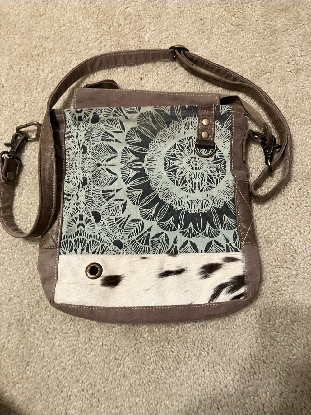Boho-Style Myra Bag Shoulder/Crossbody Bag Mandala Pattern & Cowhide Accent 93B